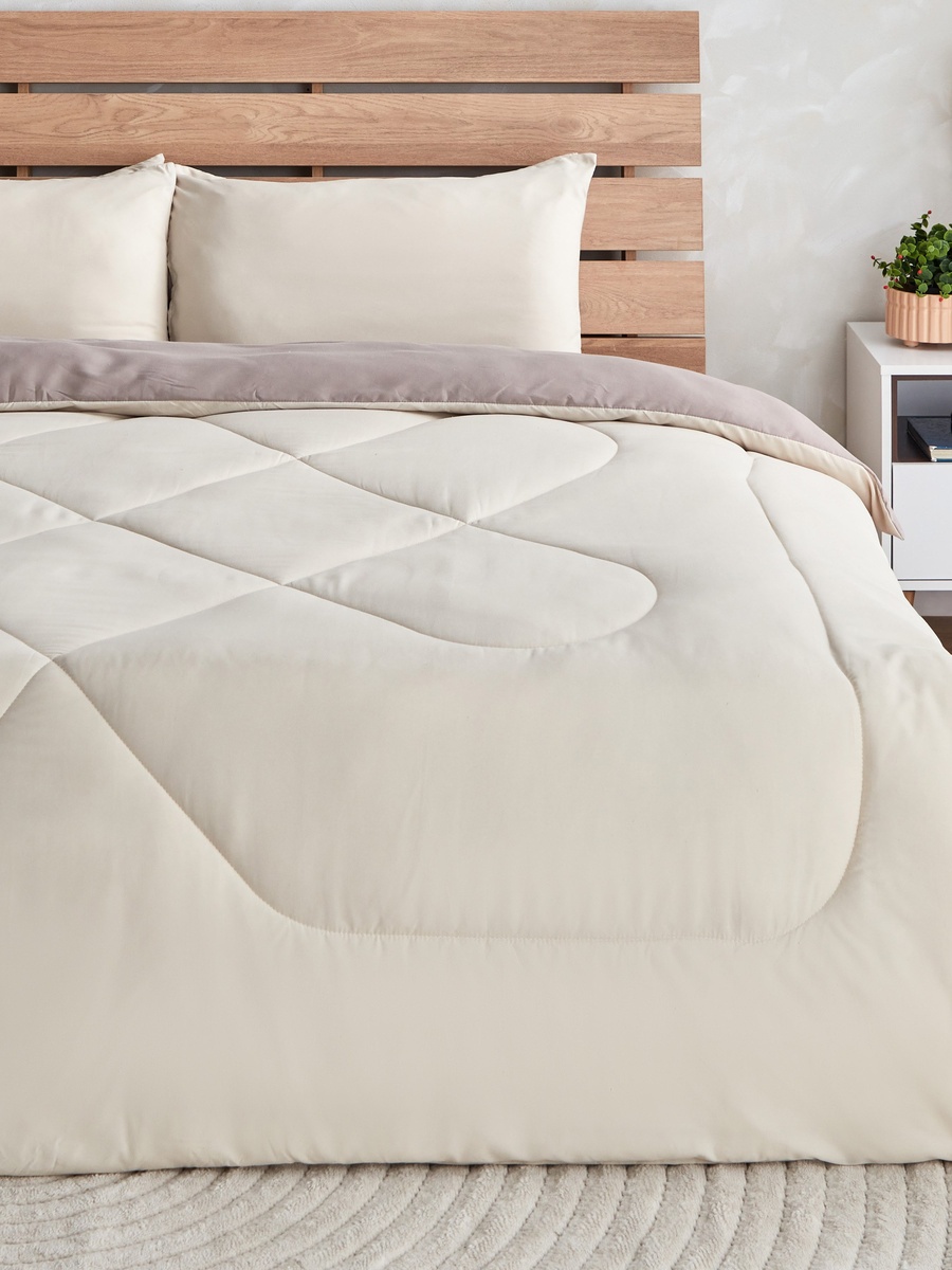 Derby 3-Piece Reversible Microfiber King Comforter Set - 220x240 cm