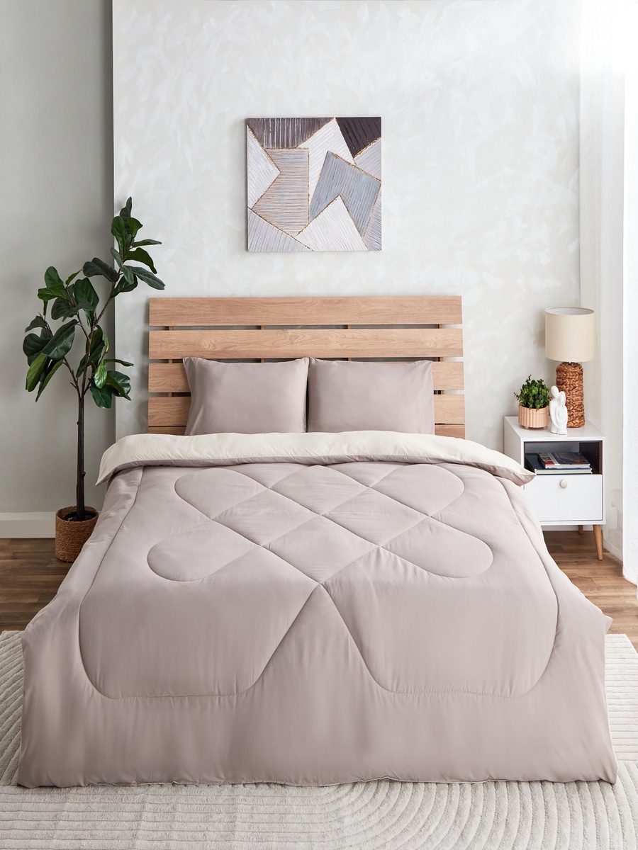 Derby 3-Piece Reversible Microfiber King Comforter Set - 220x240 cm