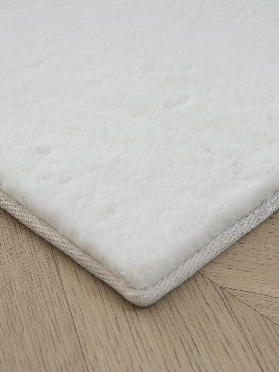 Faux Rabbit Fur Soft Rug - 120x170 cm