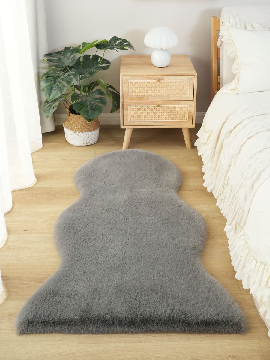 Faux Rabbit Fur Rug - 75x125 cm