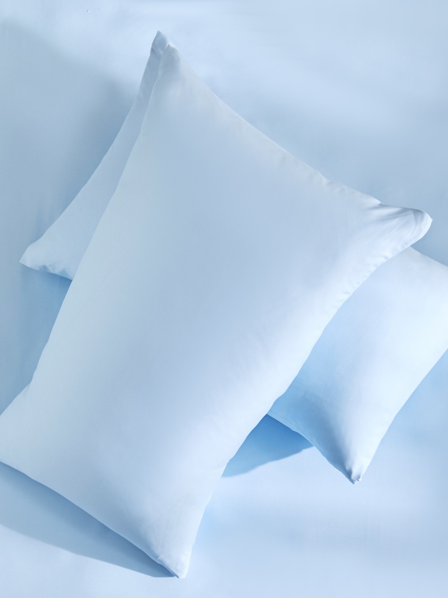 Derby 2-Piece Solid Microfiber Pillowcase Set - 45x70 cm