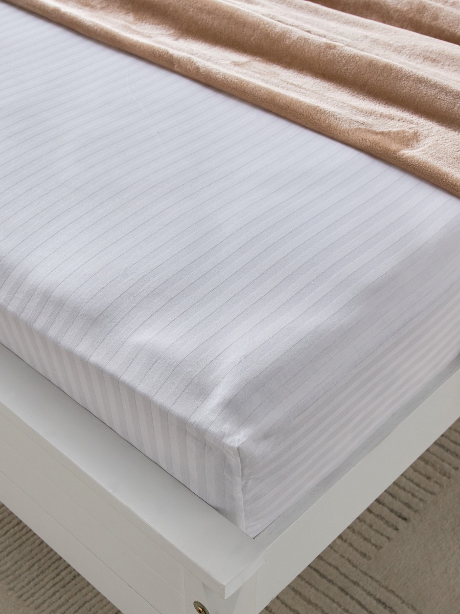 Hamilton Satin Stripe Super King Fitted Sheet - 200x200+36 cm
