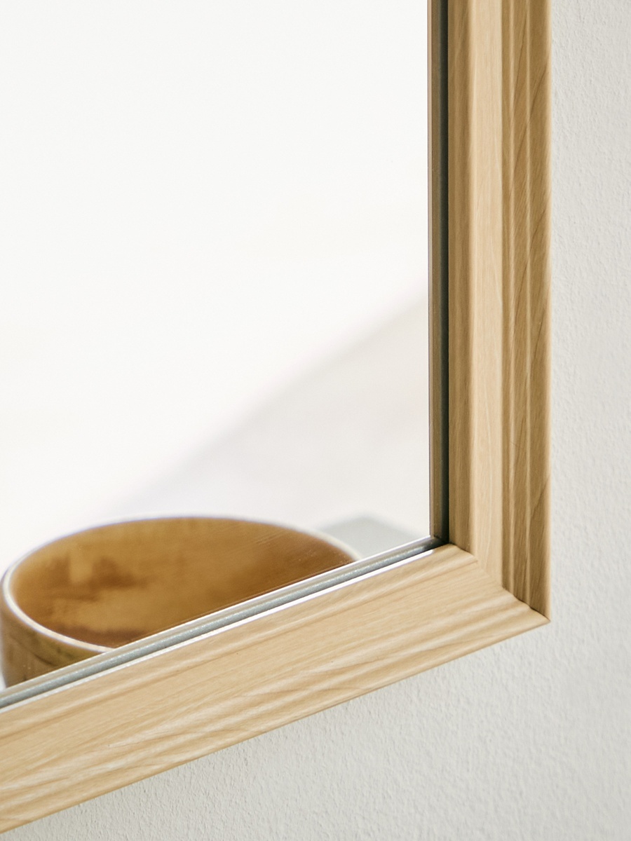 Renata Wall Mirror - 47x18x62 cm