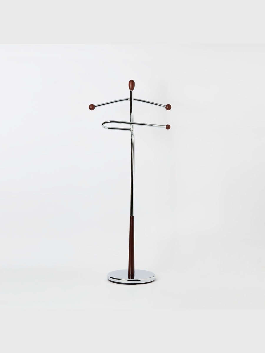 Daniel Valet Stand
