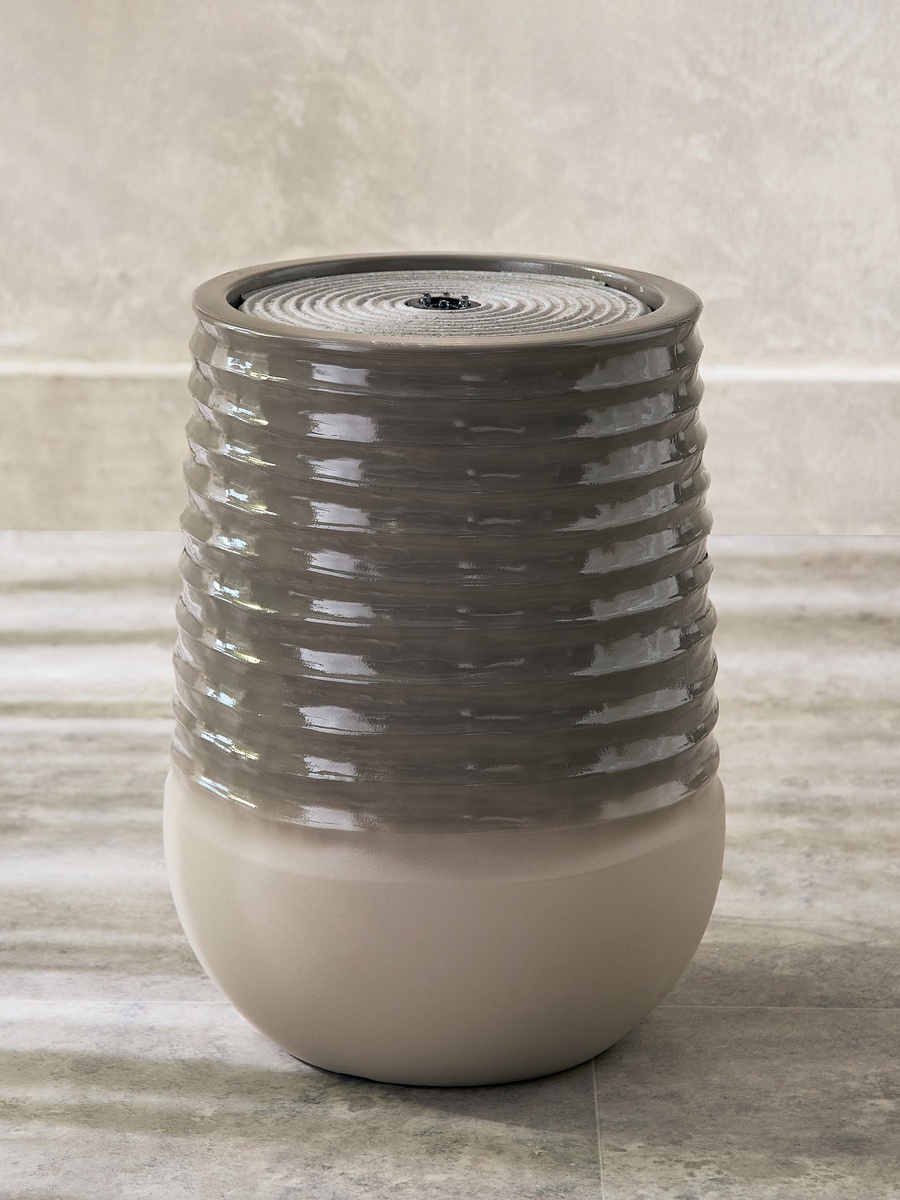 Vera - Elysian Resin Outdoor Fountain - 28x28x37 cm