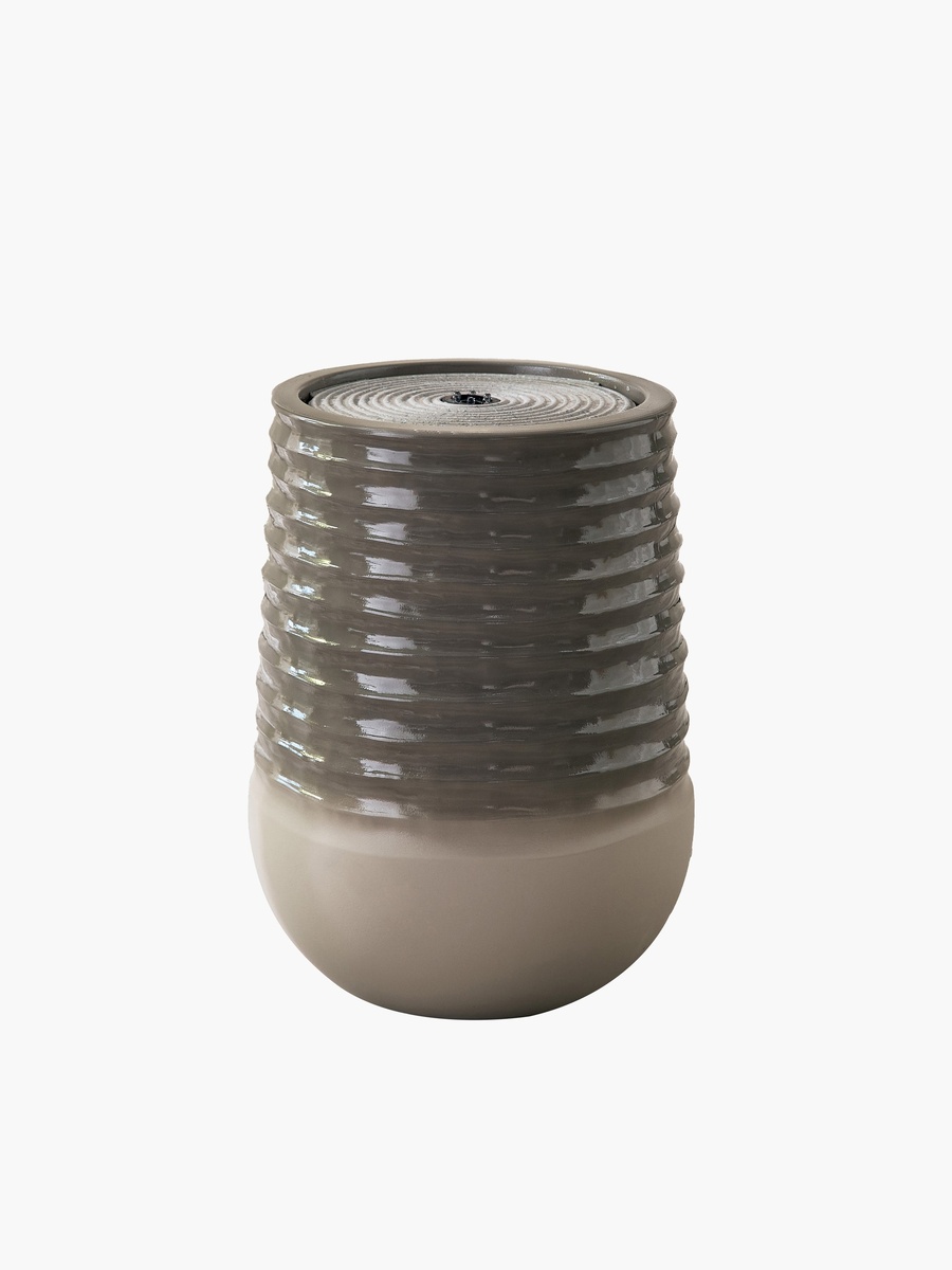Vera - Elysian Resin Outdoor Fountain - 28x28x37 cm