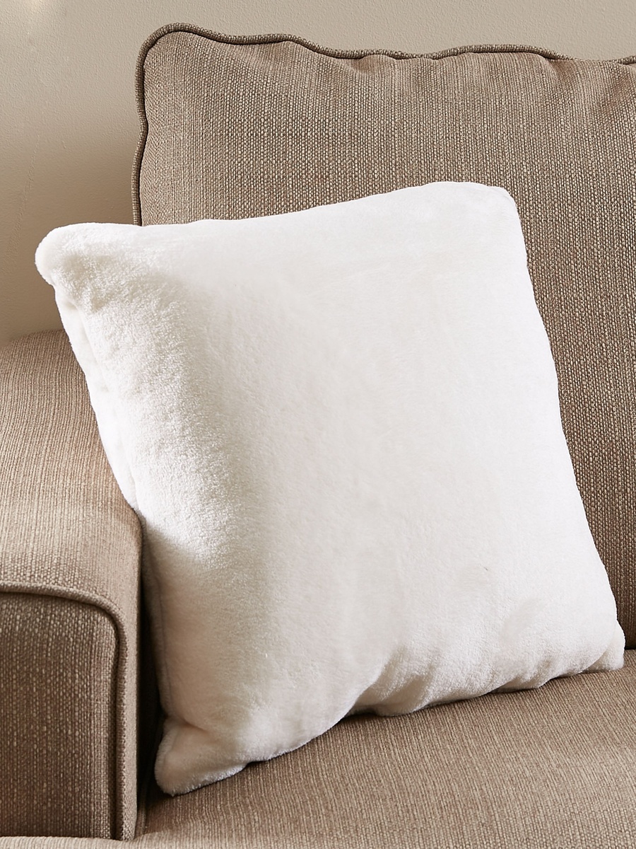 Lavish Filled Cushion - 45x45 cm
