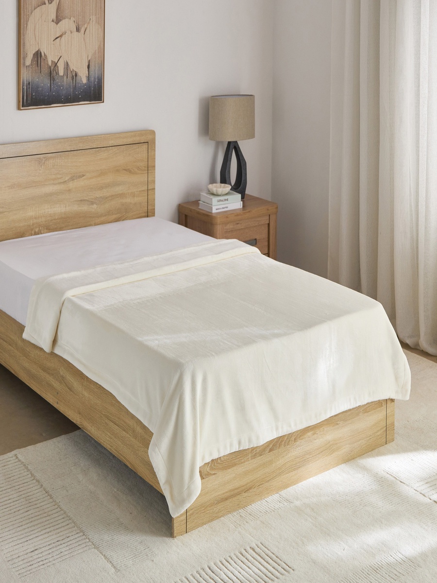 Snugsoft Flannel Double Layer Twin Blanket - 150x200 cm