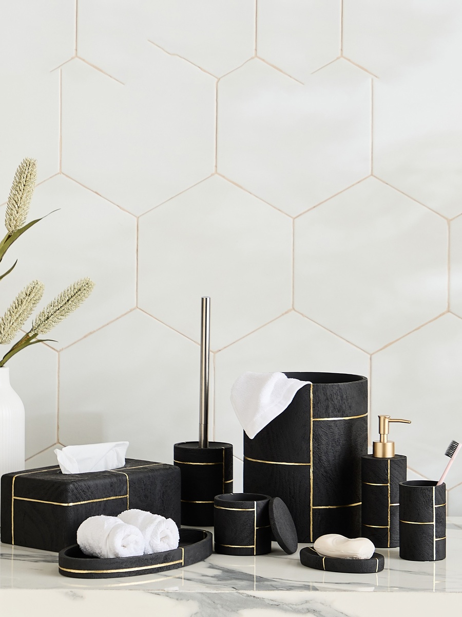 Luxe Resin Black Soap Dispenser 7x7x19.5 cm