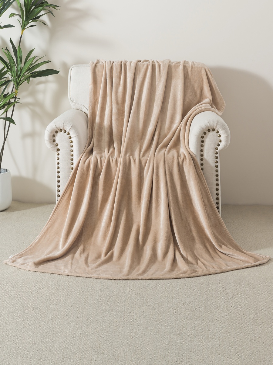 Luxury 240 GSM Soft Plush Flannel Blanket - 200x200 cm