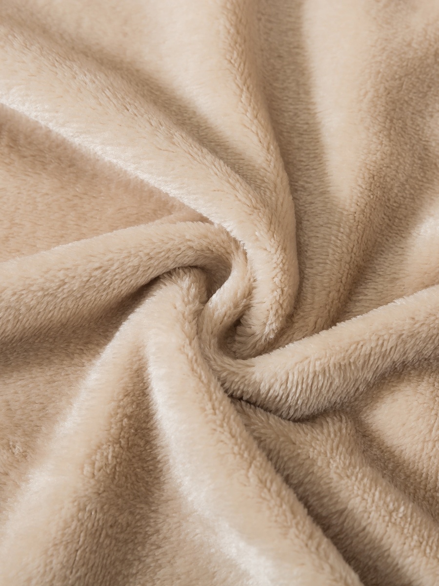 Luxury 240 GSM Soft Plush Flannel Blanket - 200x200 cm