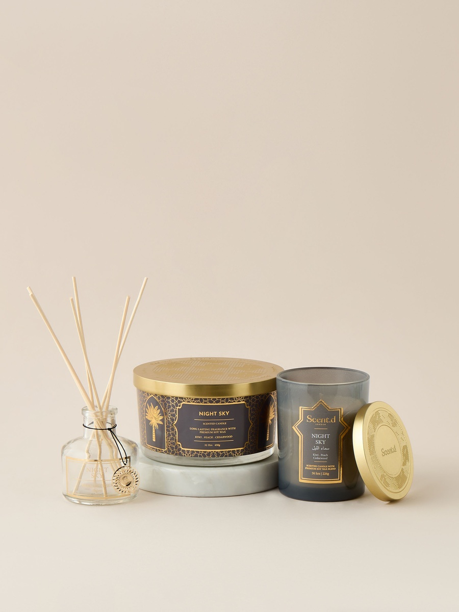 شمعة جرة معطرة نايت سكاي من سنتد لندن - 450 جرام