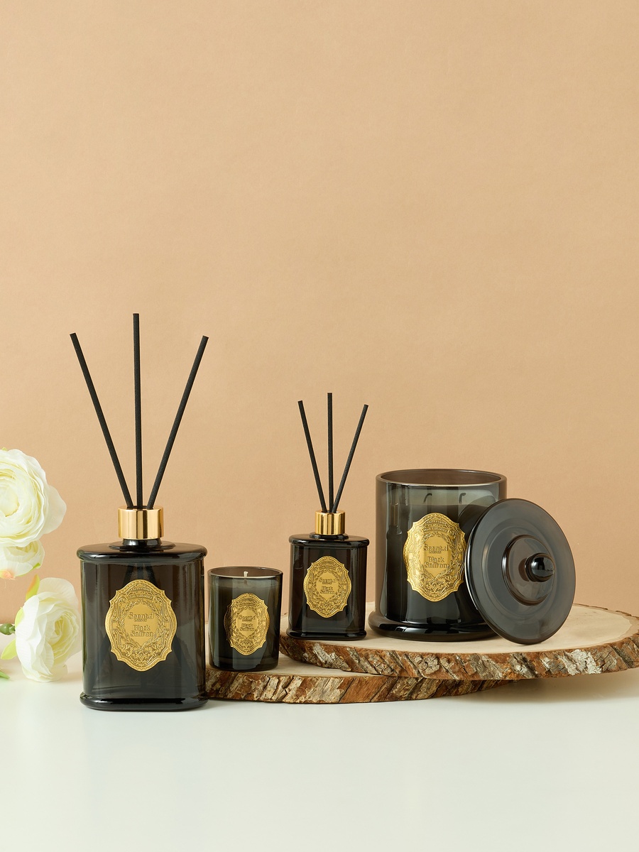 Oriental Luxe Black Saffron Scented Jar Candle - 360 gm