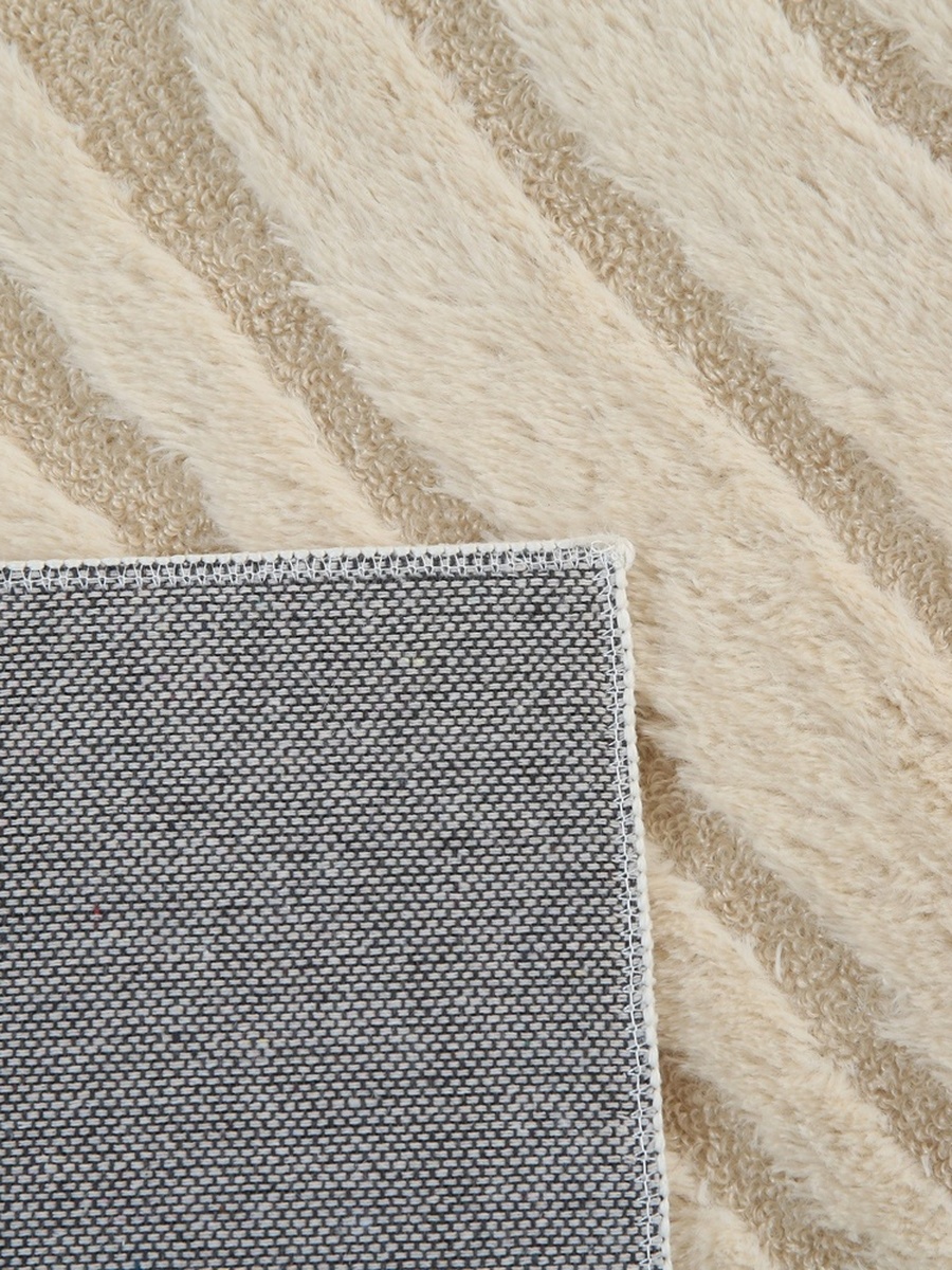 Zara Donel Jacquard Rabbit Fur Rug - 150x220 cm