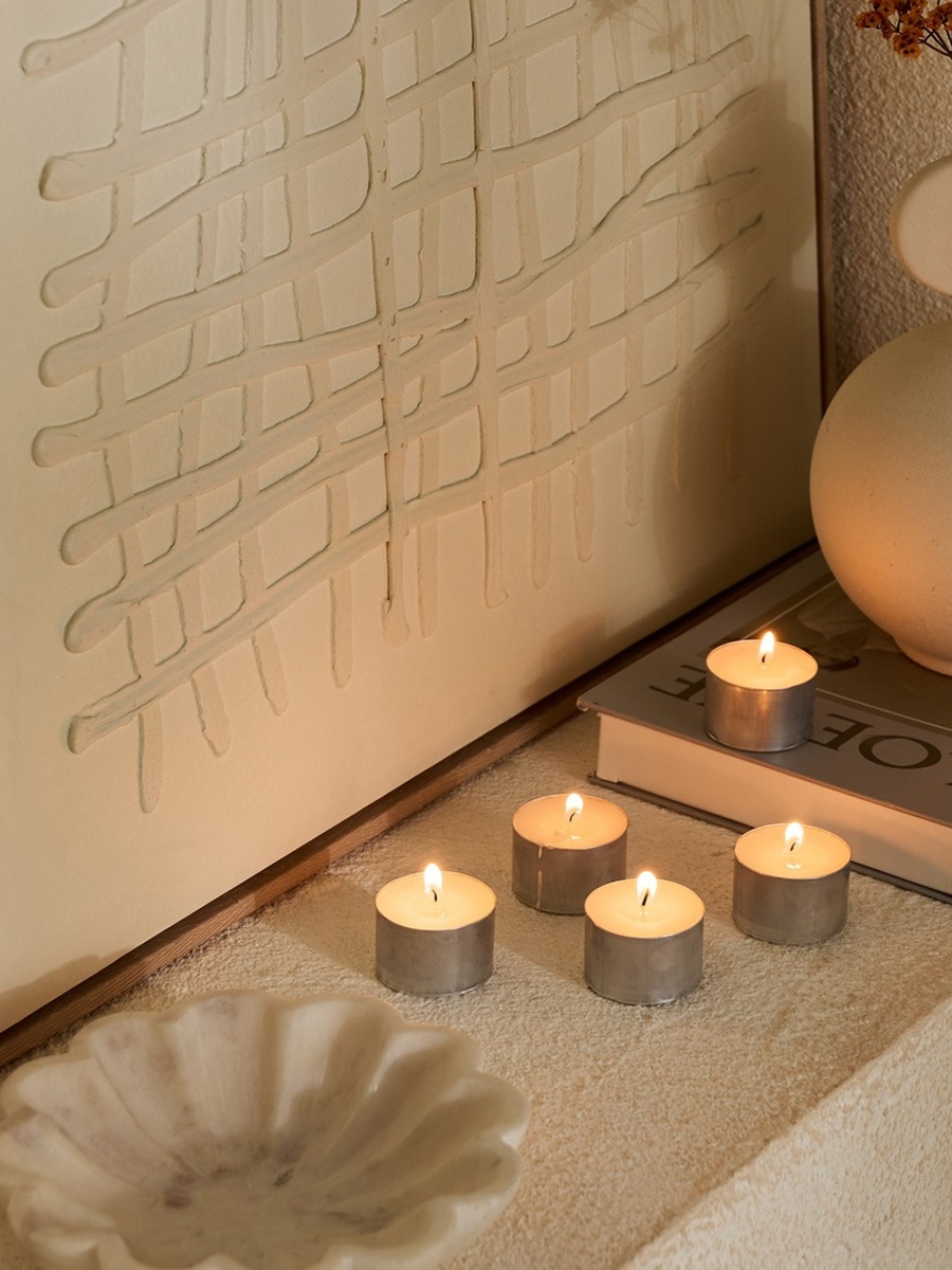 Luna 25-Piece Unscented Tealight Candle Set - 8 h