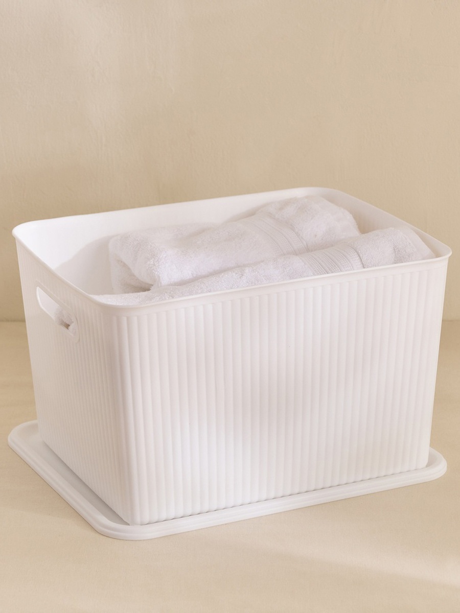 Orion Large Ribbed Container with Lid
