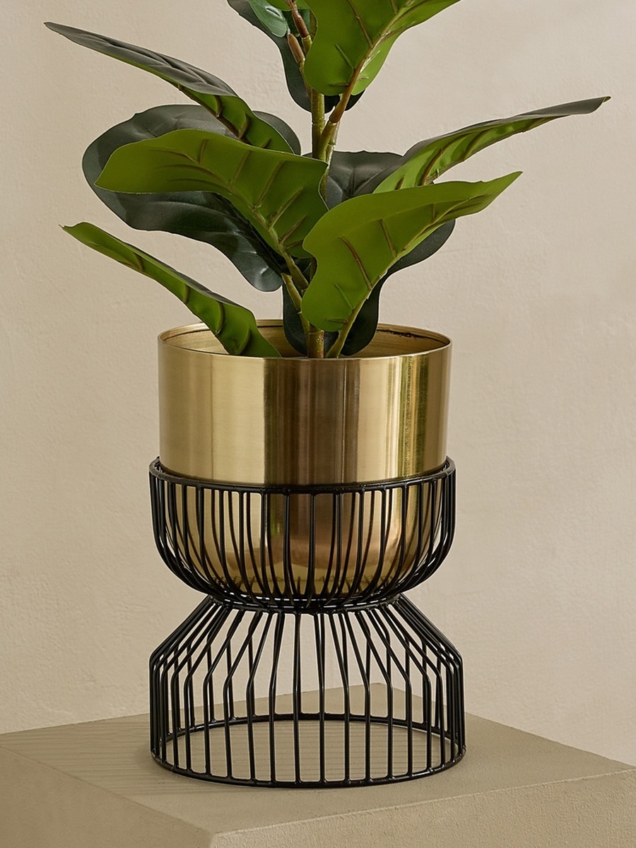 Vista Ace Premium Metal Planter Stand - 18x26 cm