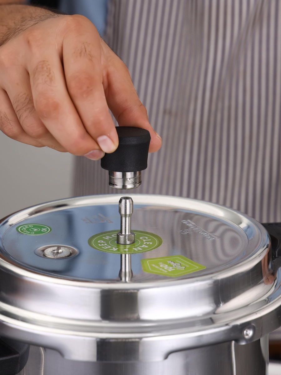 4-in-1 Aluminum Cookware Set