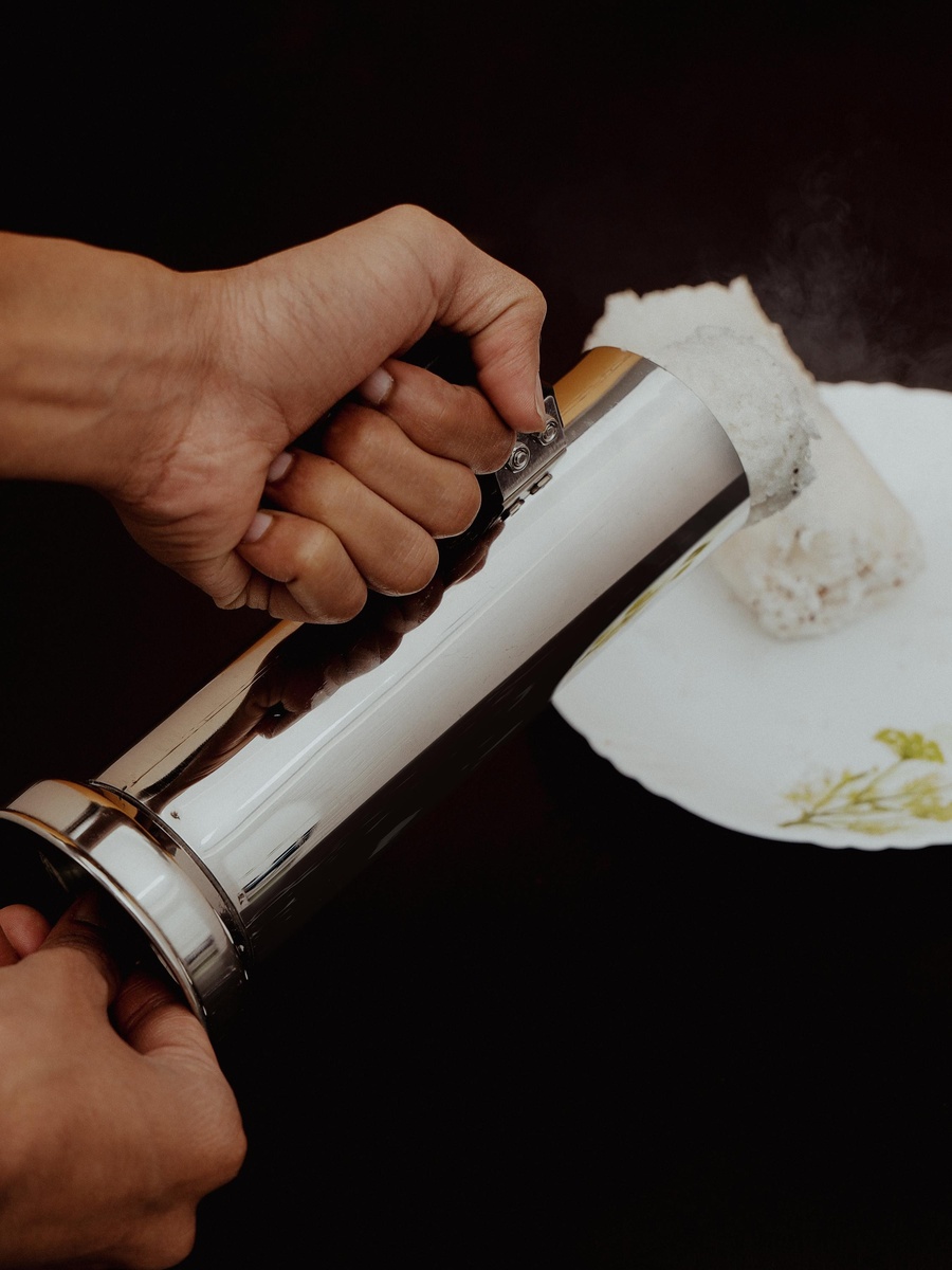 Pressure Puttu Maker Stainless Steel