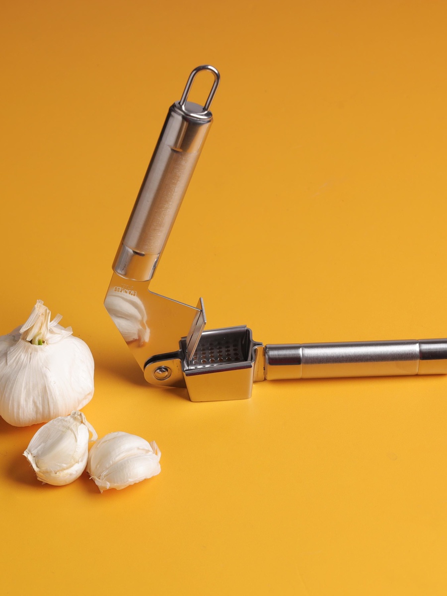 Garlic Press with Stainless Steel Handle