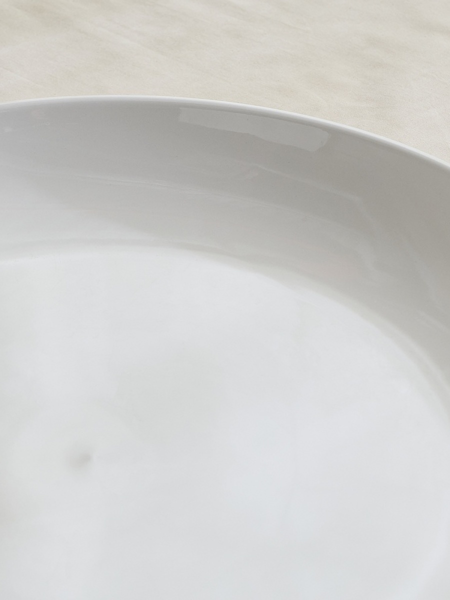 Crimsson Round Large Platter - 41 cm