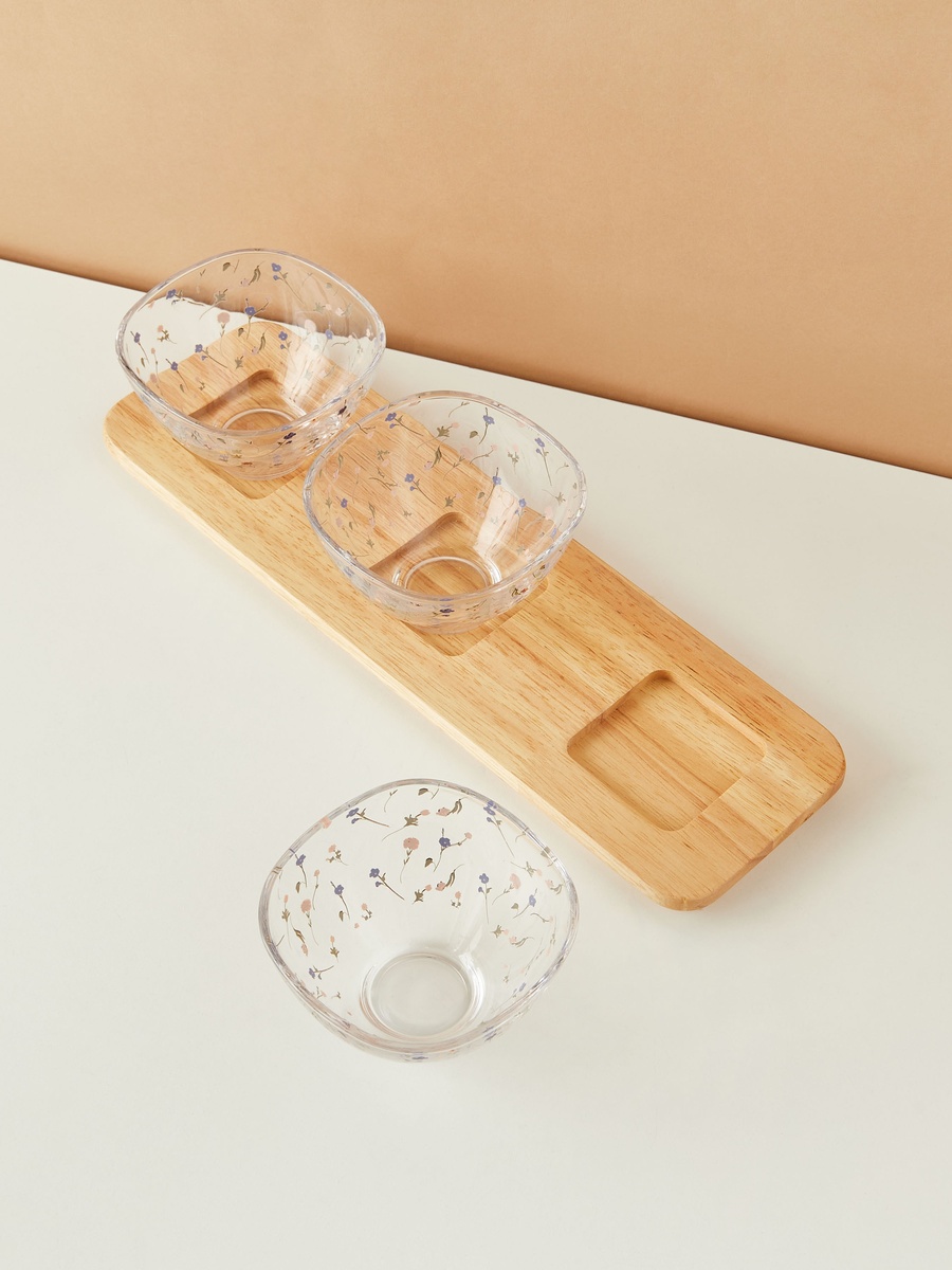 4-Piece Glass Bowl and Tray Set