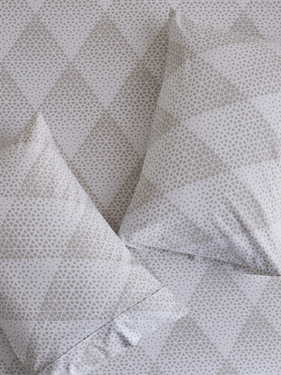 Malta Cara Printed Cotton Pillow Cover Set - 50x75 cm