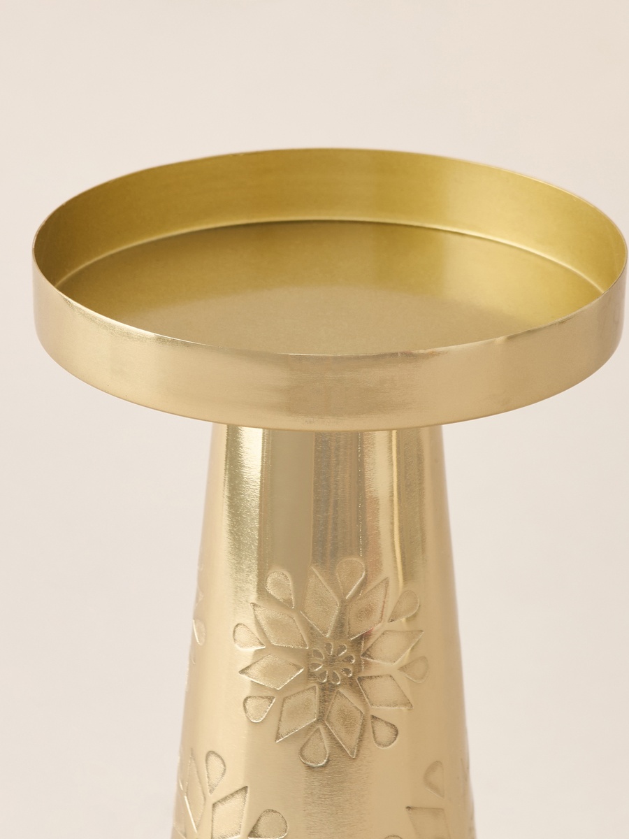 Star Textured Pillar Candleholder - 20 cm