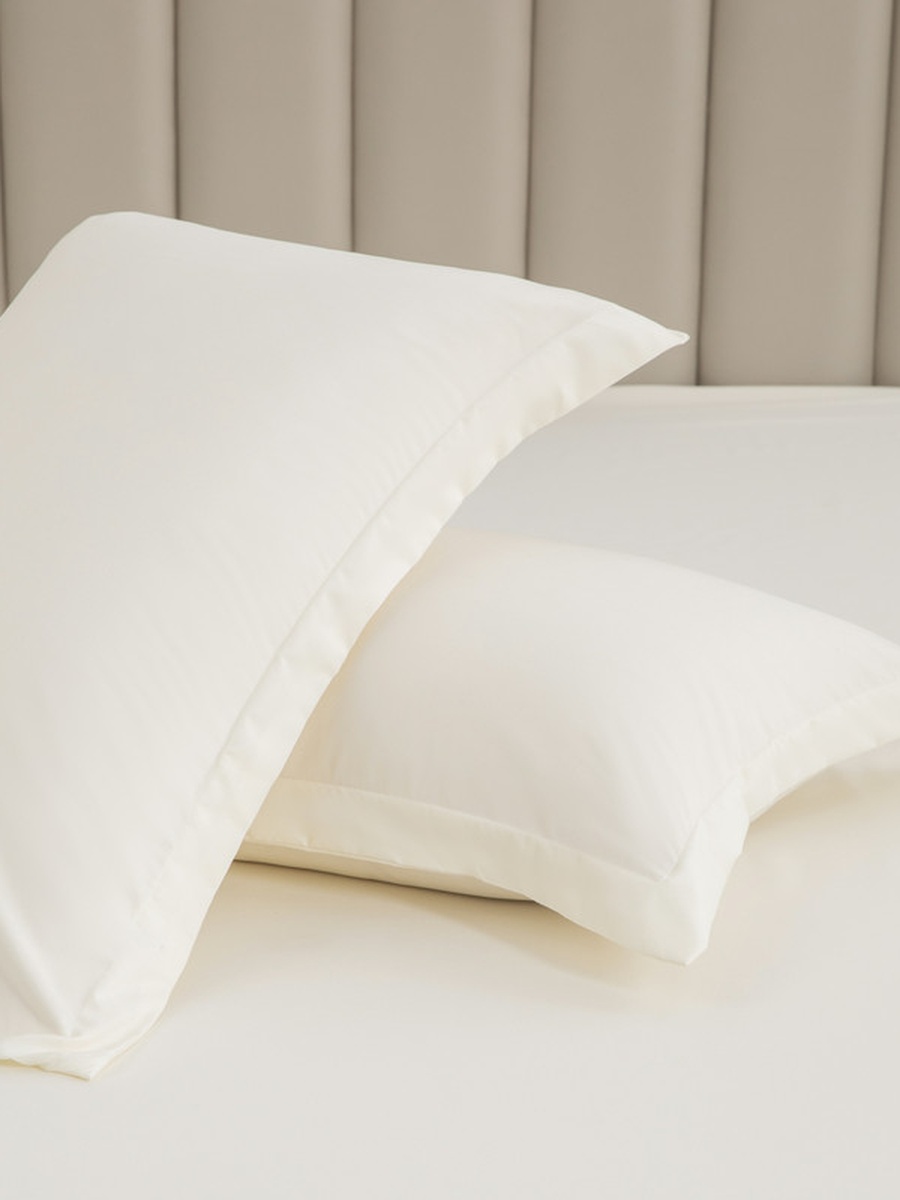 2- Piece Microfiber Pillowcase Set - 50x75 cm with Envelope Closure | Marshmallow Color