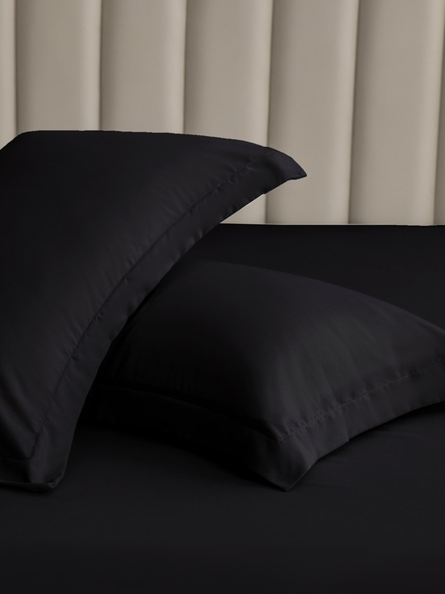 2- Piece Microfiber Pillowcase Set - 50x75 cm with Envelope Closure | Black