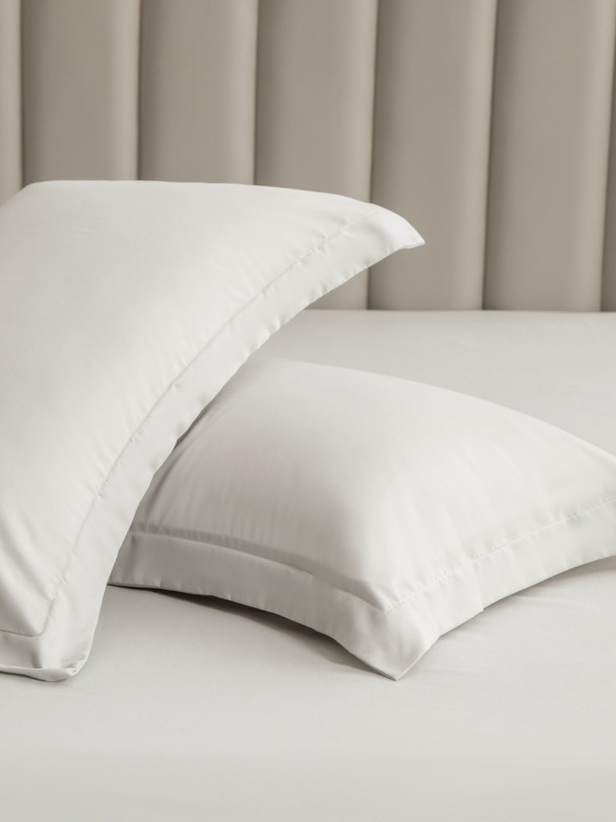 2- Piece Microfiber Pillowcase Set - 50x75 cm with Envelope Closure | Oat Milk Color