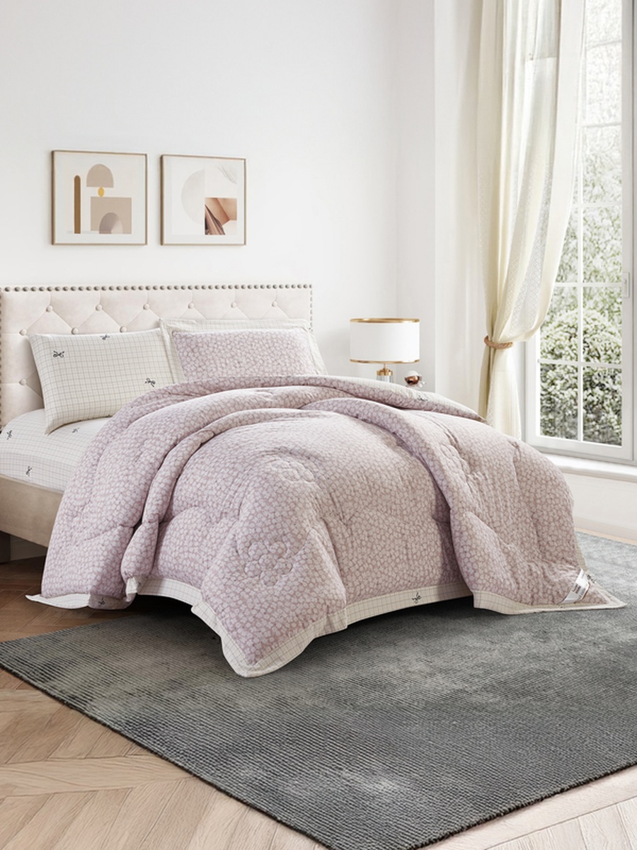 4-Piece Single Comforter Set Fits 140x200cm Bed Reversible Printed with Solid Flange, 350 GSM Filling, Lilac