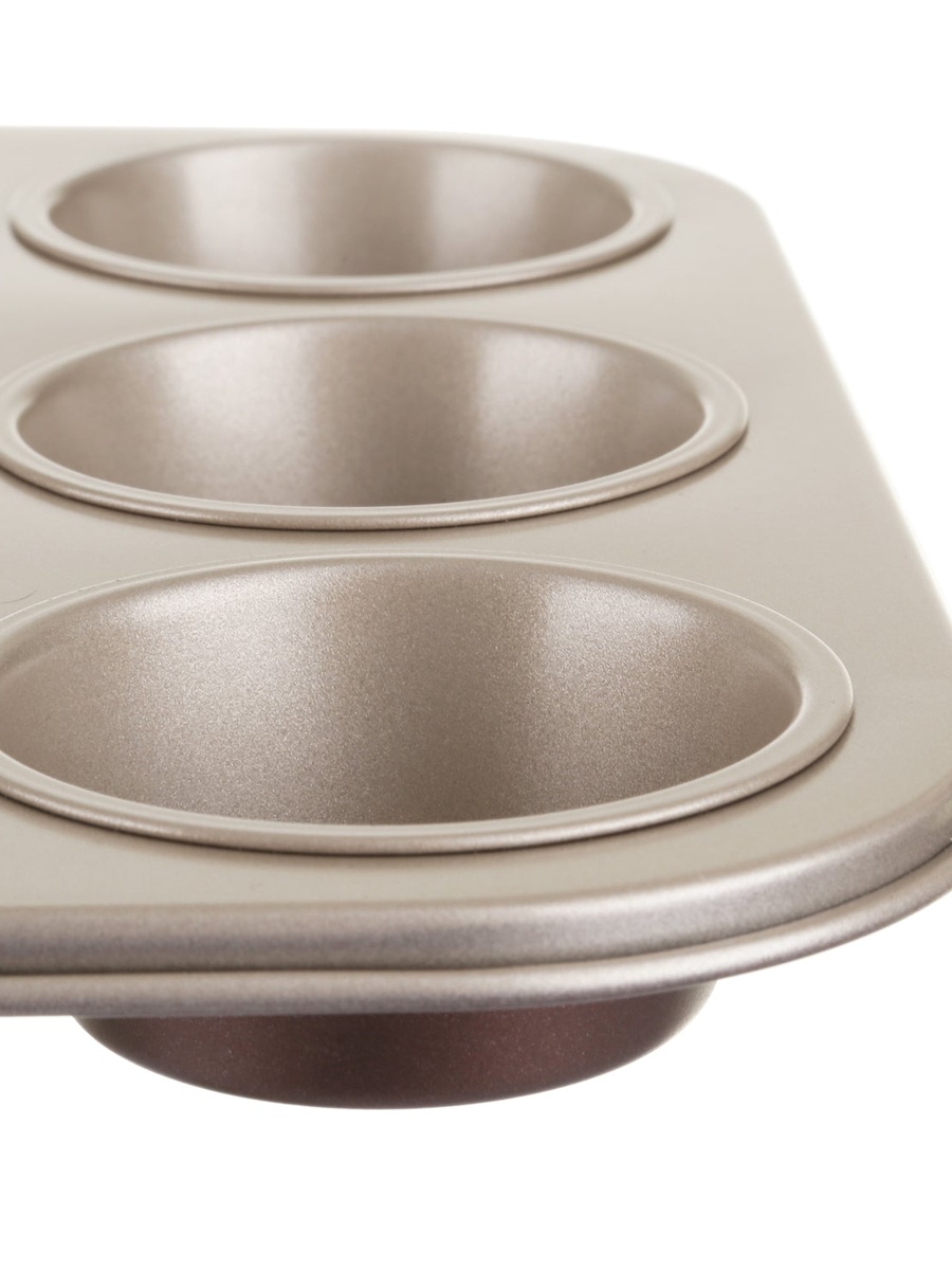 Champagne 12-Cup Muffin Pan, 35.5x27cm Brown