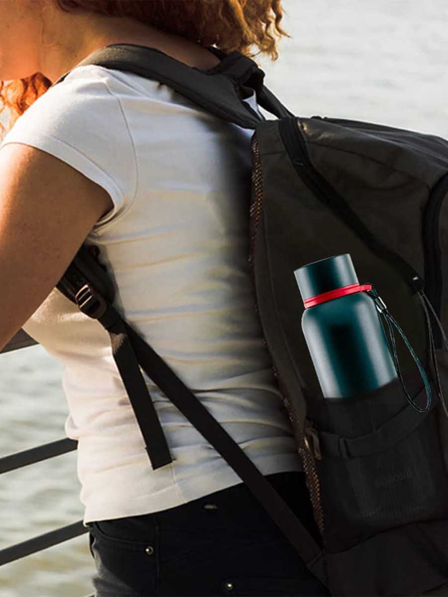 Vacuum Trek Bottle, Black 700Ml