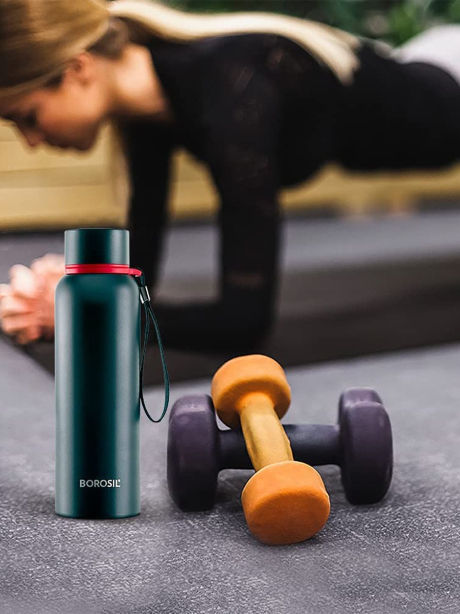 Vacuum Trek Bottle, Black 700Ml