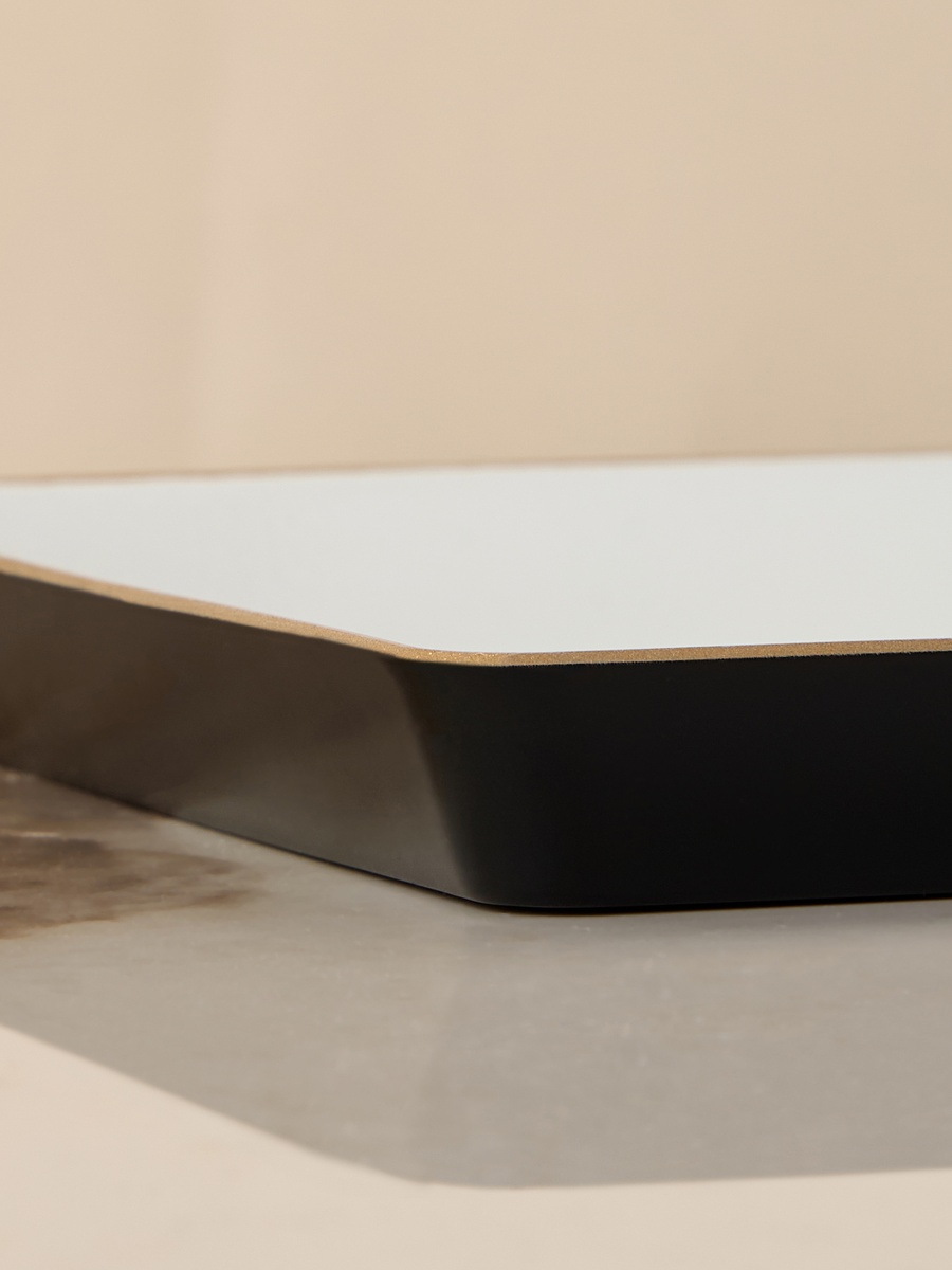 Printed Rectangular Serving Tray - 31x21 cm