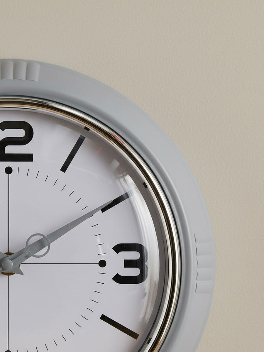Saratoga Lume Metal Compass Wall Clock - 24.5x24.5x7.2 cm