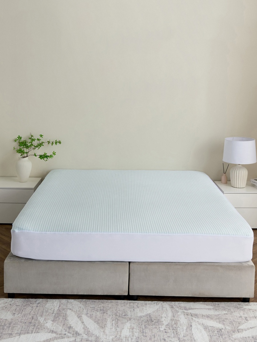 Cooltex Waterproof Super King Mattress Protector - 200x200+40 cm