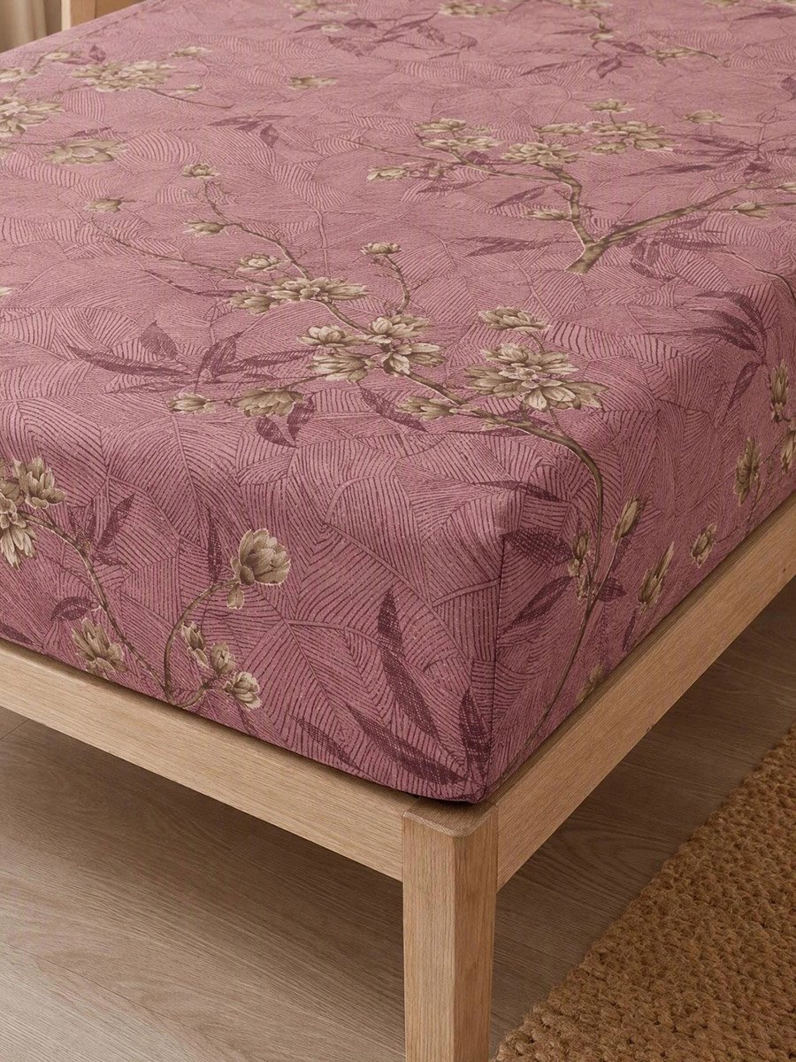 3-Piece Printed King Size Bedsheet with Pillow Covers