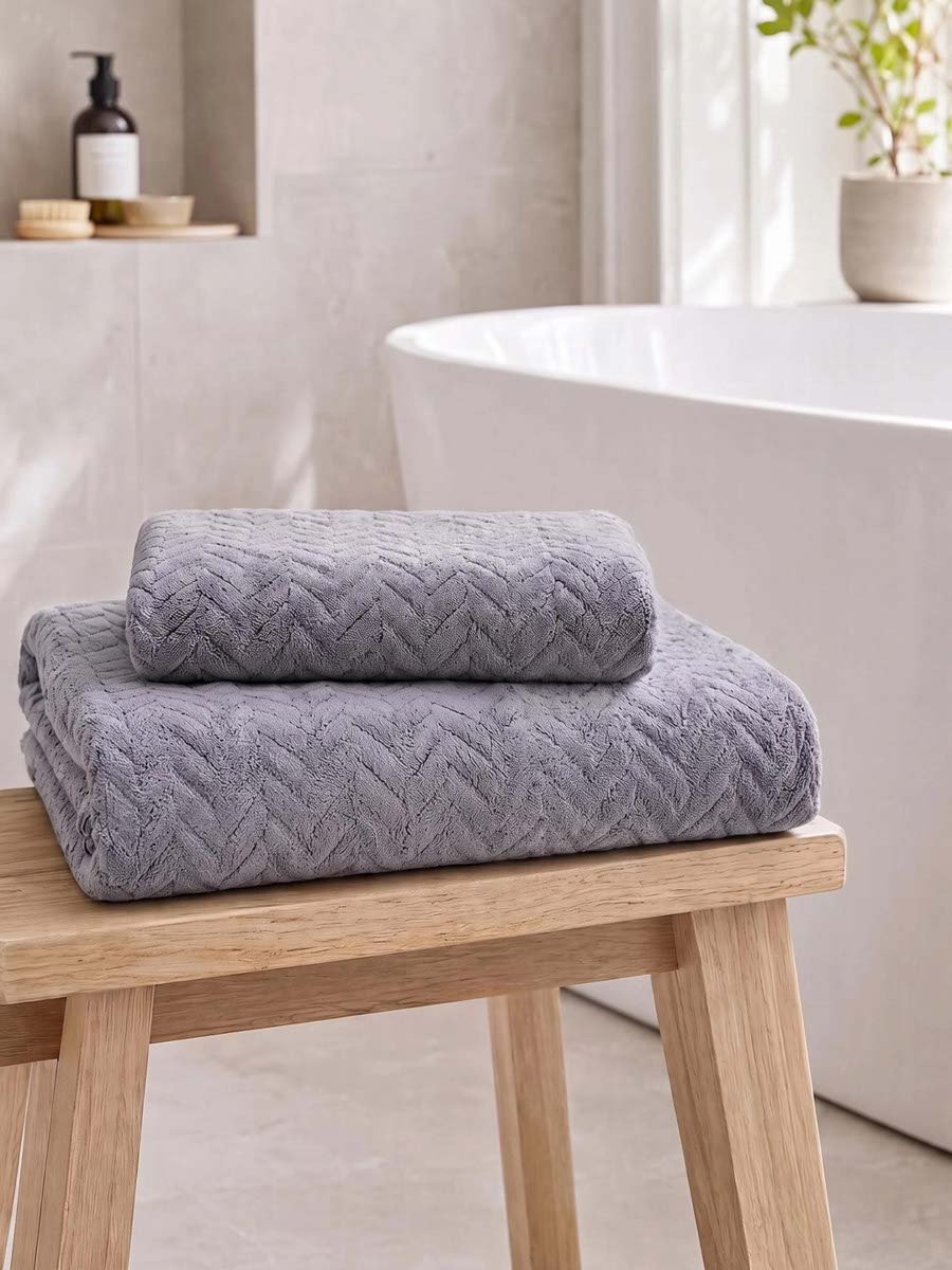 Pack of 2 - Textured Bath Towels, Grey - 35x75cm, 70x140cm