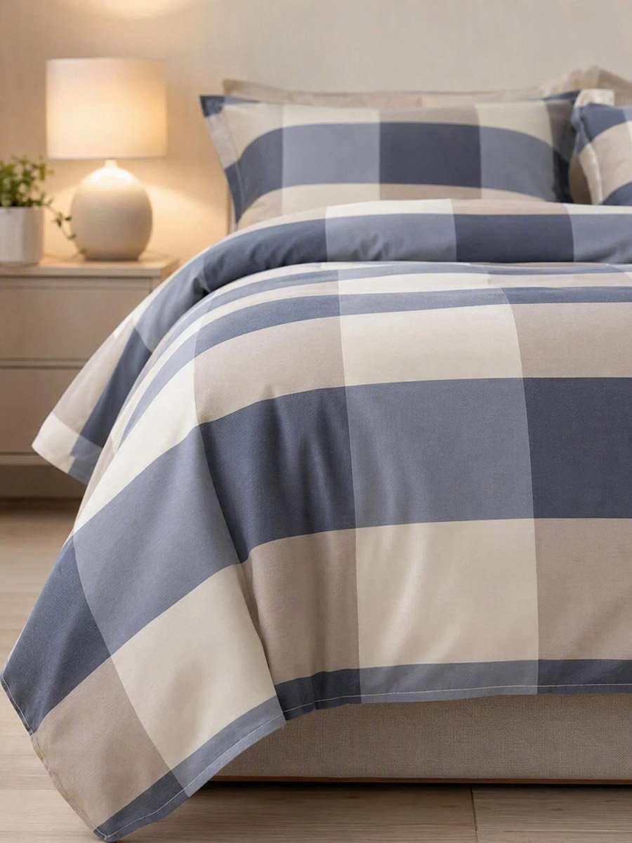 4-Piece Checkered Comforter Set - 180 x 220 cm
