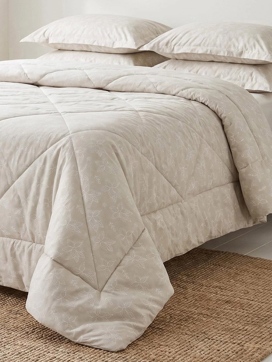4-Piece Printed Comforter Set with Bedsheet and Pillow Covers, Off White