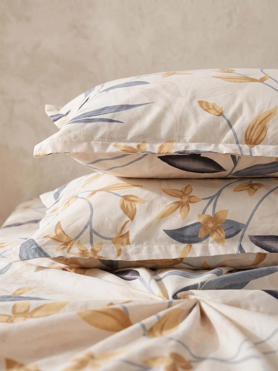 4-Piece Printed Comforter Set with Bedsheet and Pillow Covers, Cream