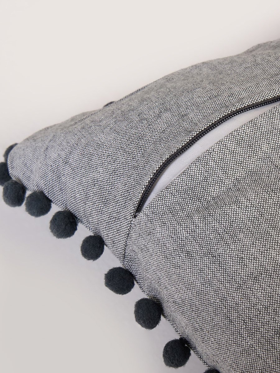 1-Piece Pom Pom Trim Cushion Cover 100% Cotton, 45x45cm