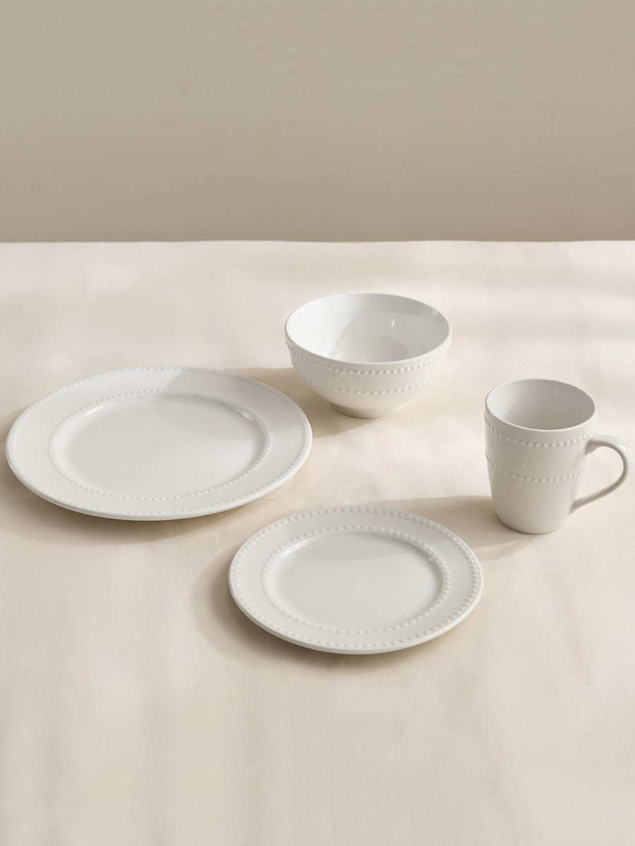 Austin 16-Piece Embossed Dinner Set - Serves 4