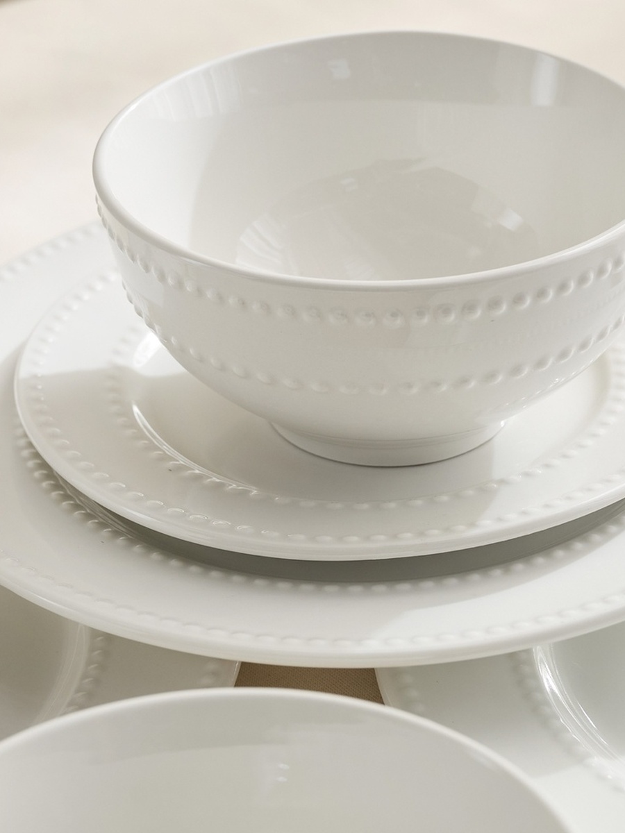 Austin 16-Piece Embossed Dinner Set - Serves 4
