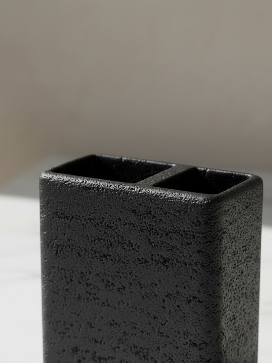 Whyton Saga Resin Toothbrush Holder - 11x5.5x11 cm