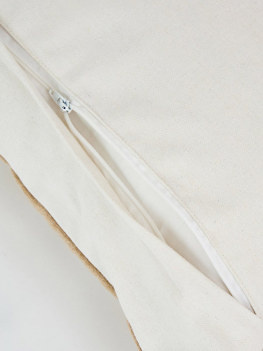 غطاء وسادة مربع ومطرز قطعة واحدة، 18×18 بوصة قطن