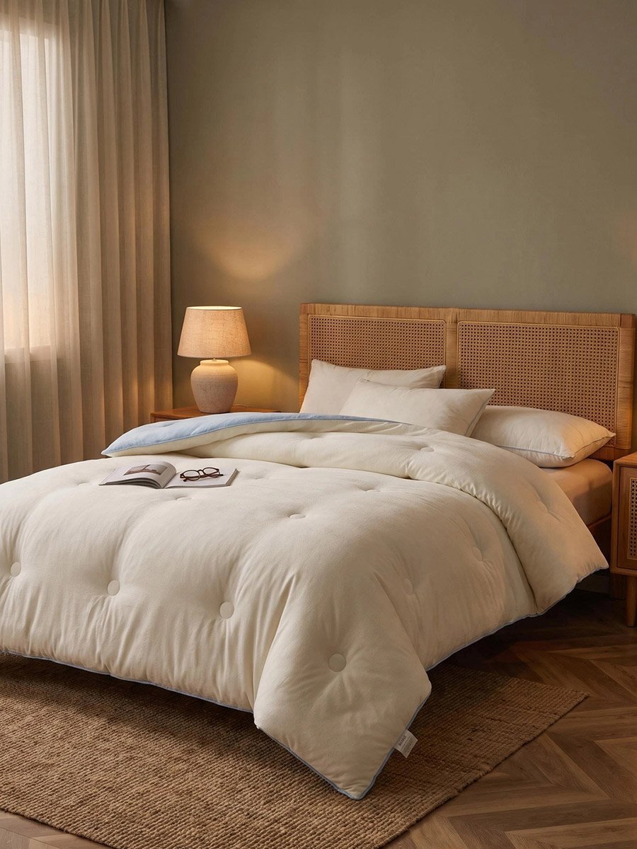 1-Piece Solid Comforter - Blue, 150x200cm