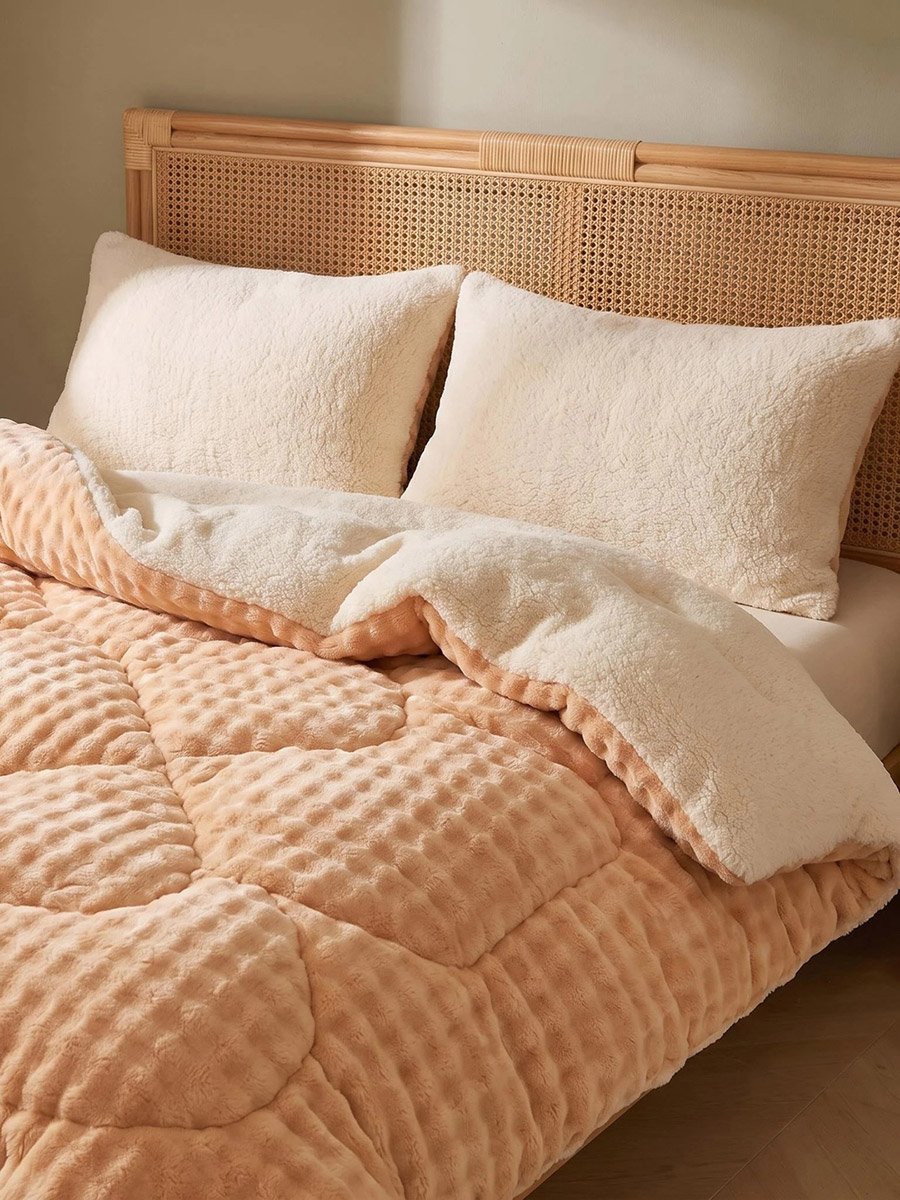 1-Piece Polyester Comforter - Orange, 150x200cm